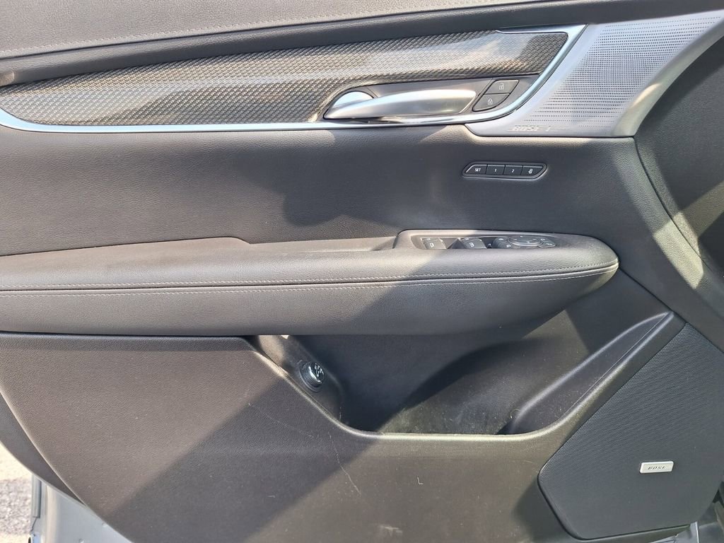 Used 2023 Cadillac XT5 Sportv w/ Technology Package image 30