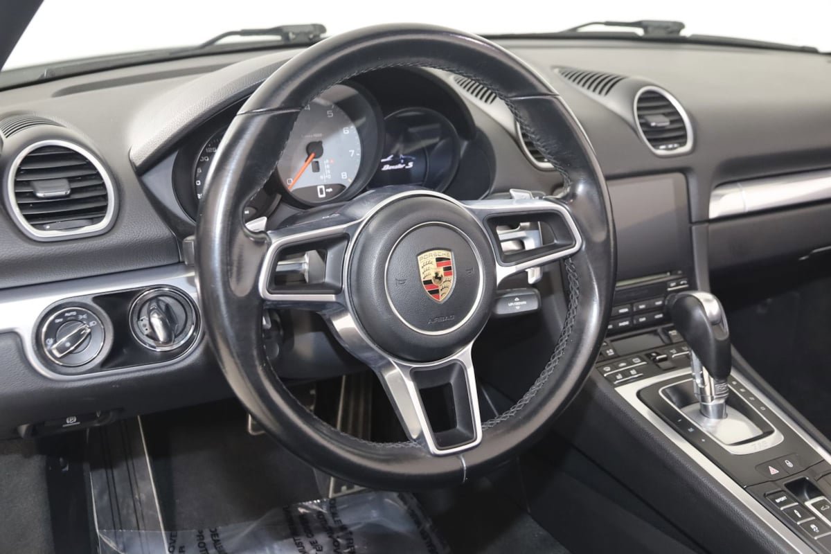 Used 2017 Porsche 718 Boxster S RWD image 7