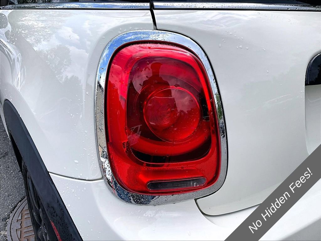 Used 2019 MINI Cooper 2-Door Hardtop w/ Signature Upholstery Package FWD image 27