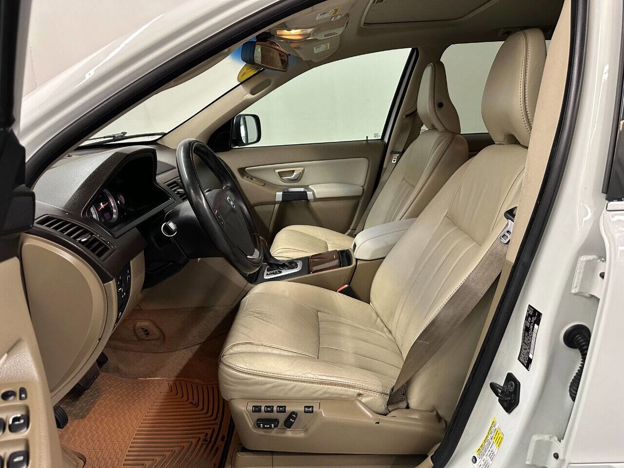 Used 2013 Volvo XC90 3.2 image 9