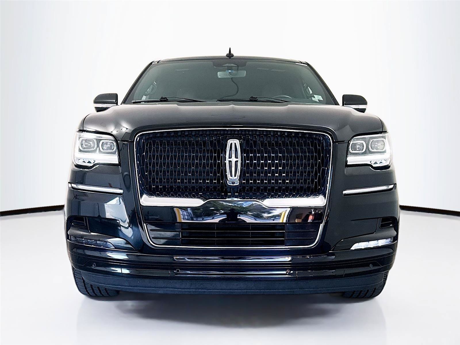 Used 2023 Lincoln Navigator Reserve AWD/4WD image 33