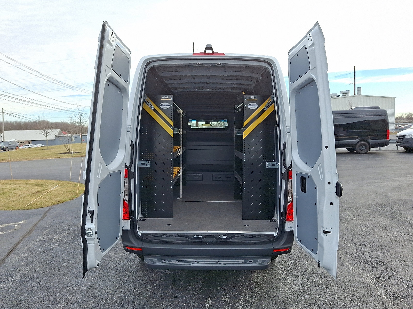 Used 2025 Mercedes-Benz Sprinter 2500 image 8