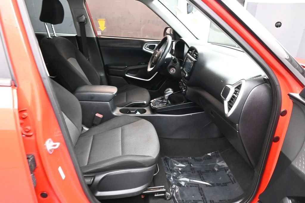 Used 2020 Kia Soul LX FWD image 33