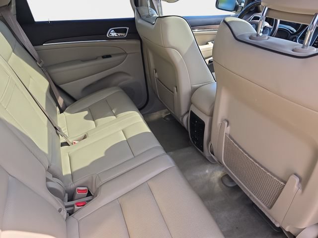 Used 2018 Jeep Grand Cherokee Overland AWD/4WD image 13