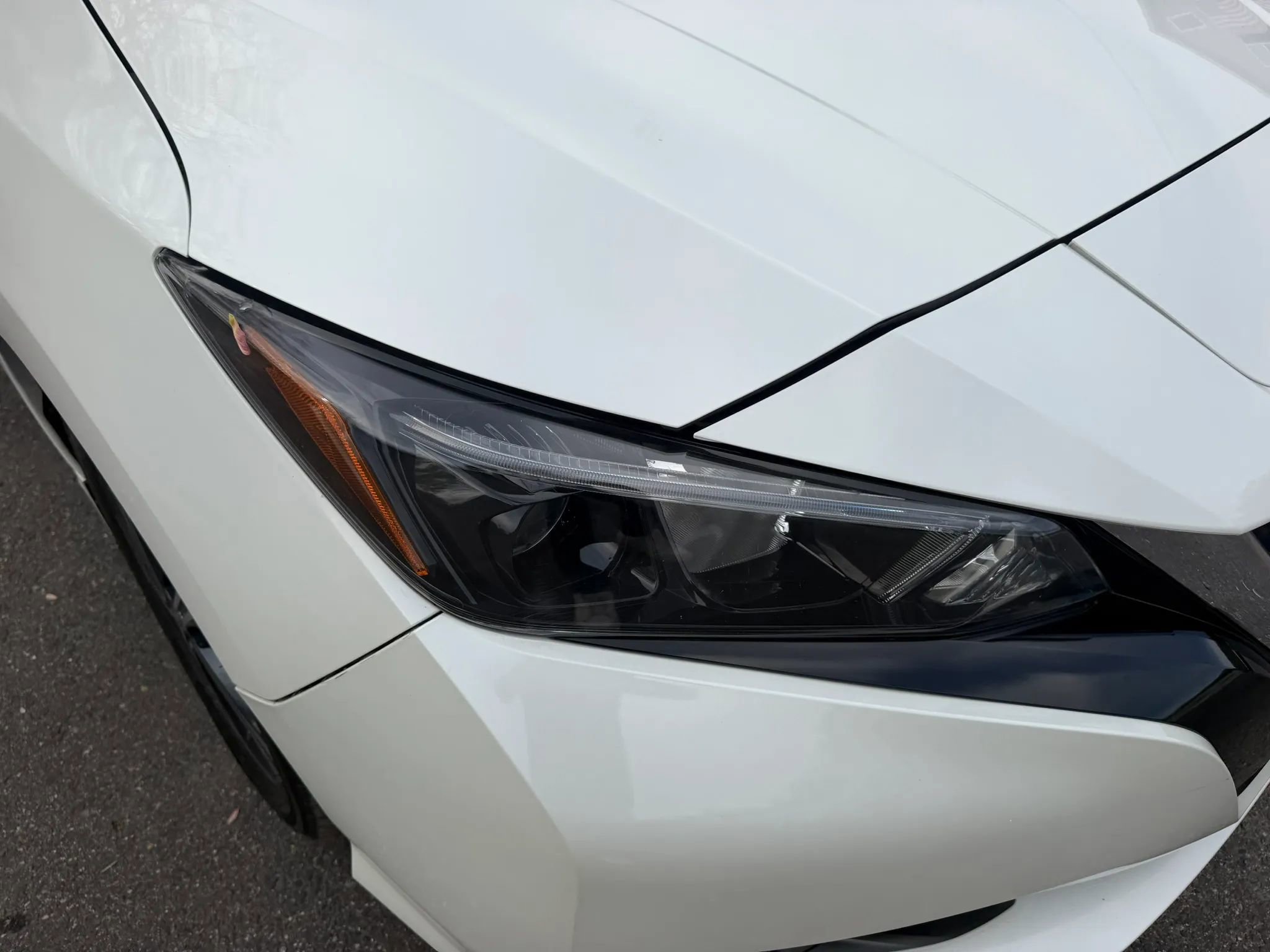 Used 2022 Nissan Leaf SV image 4