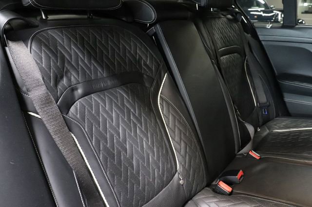 Used 2021 BMW M760i xDrive w/ Luxury Rear Seating Package image 27