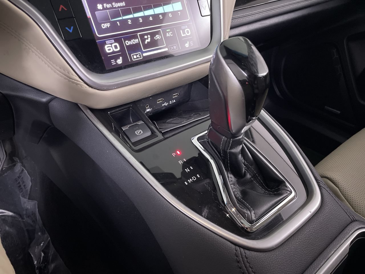 Used 2020 Subaru Outback Limited AWD/4WD image 18