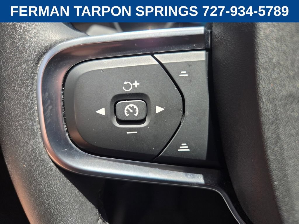 Certified 2024 Volvo XC40 B5 Plus w/ Protection Package Premier AWD/4WD image 30