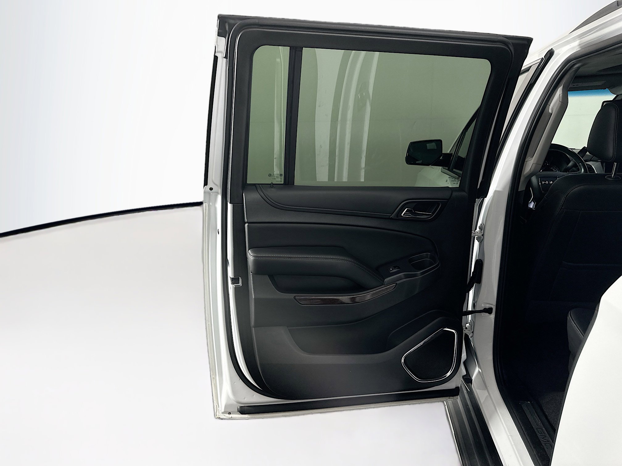 Used 2020 GMC Yukon XL SLT image 27