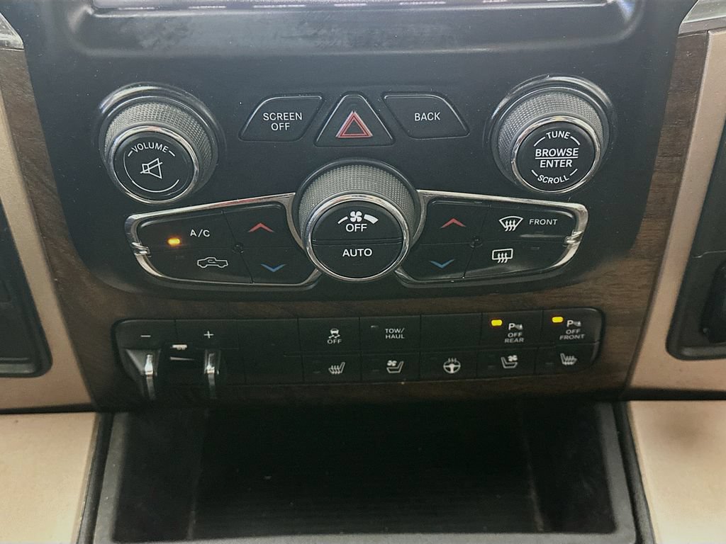 Used 2016 RAM 2500 Longhorn w/ Convenience Group AWD/4WD image 18