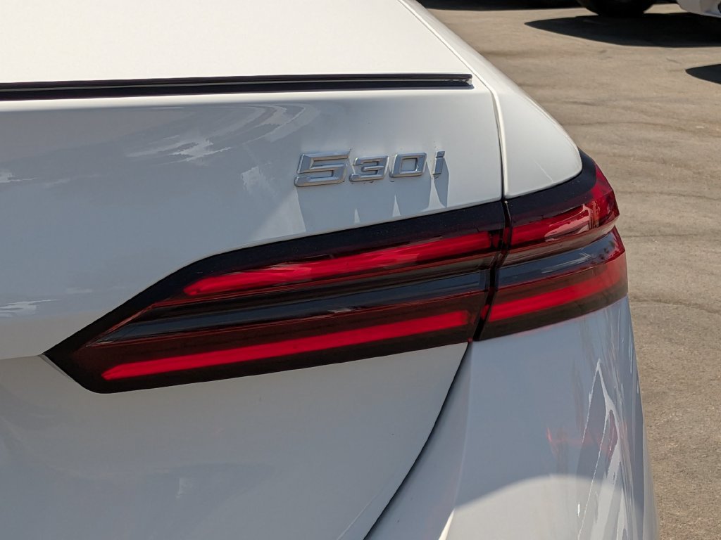 New 2027 BMW 530i w/ M Sport Package RWD image 24