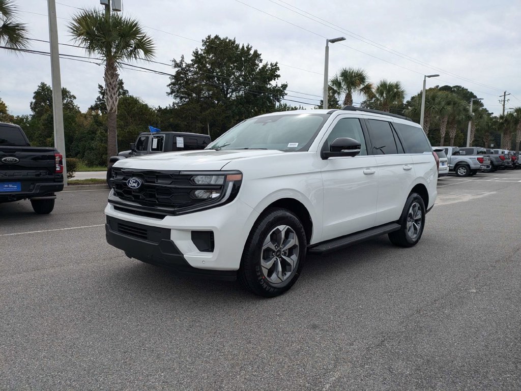 New 2027 Ford Expedition Active RWD image 8