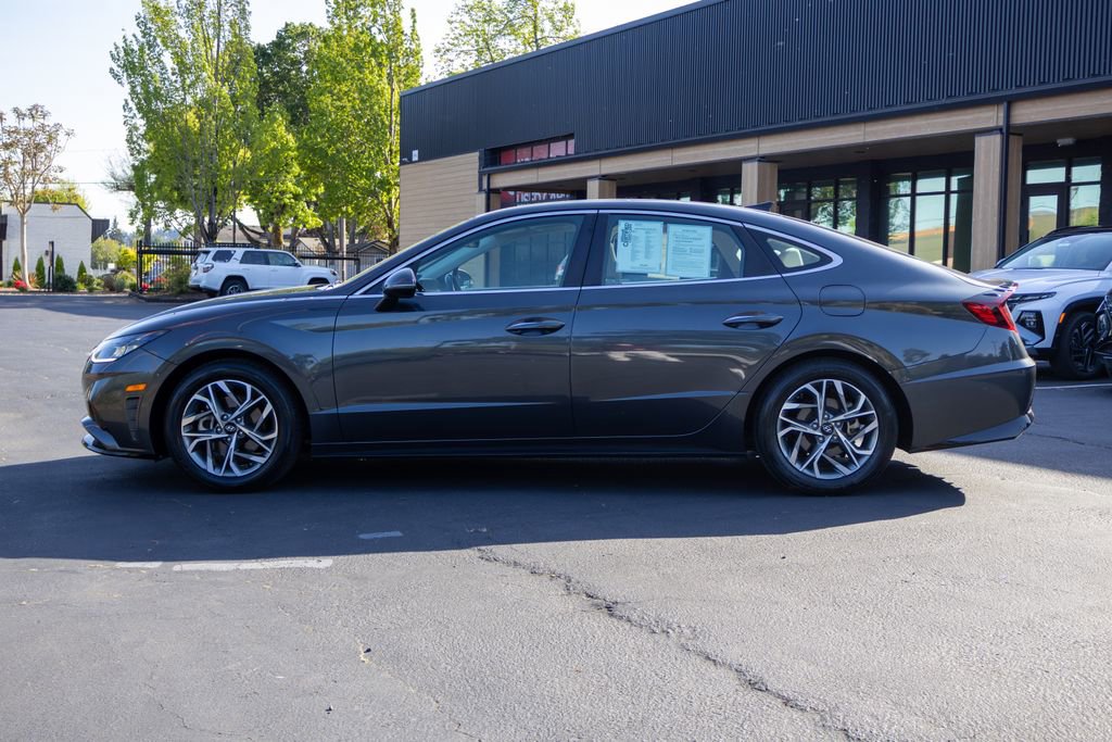 Certified 2023 Hyundai Sonata SEL w/ Convenience Package FWD image 10