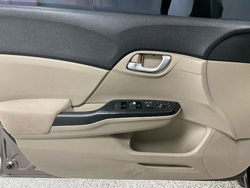 Used 2012 Honda Civic LX image 10
