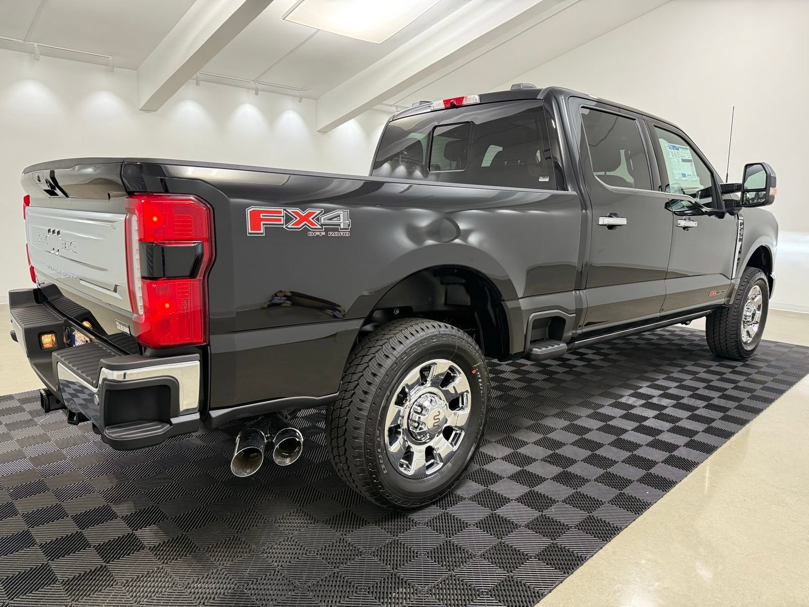 New 2026 Ford F250 King Ranch w/ Chrome Package AWD/4WD image 7