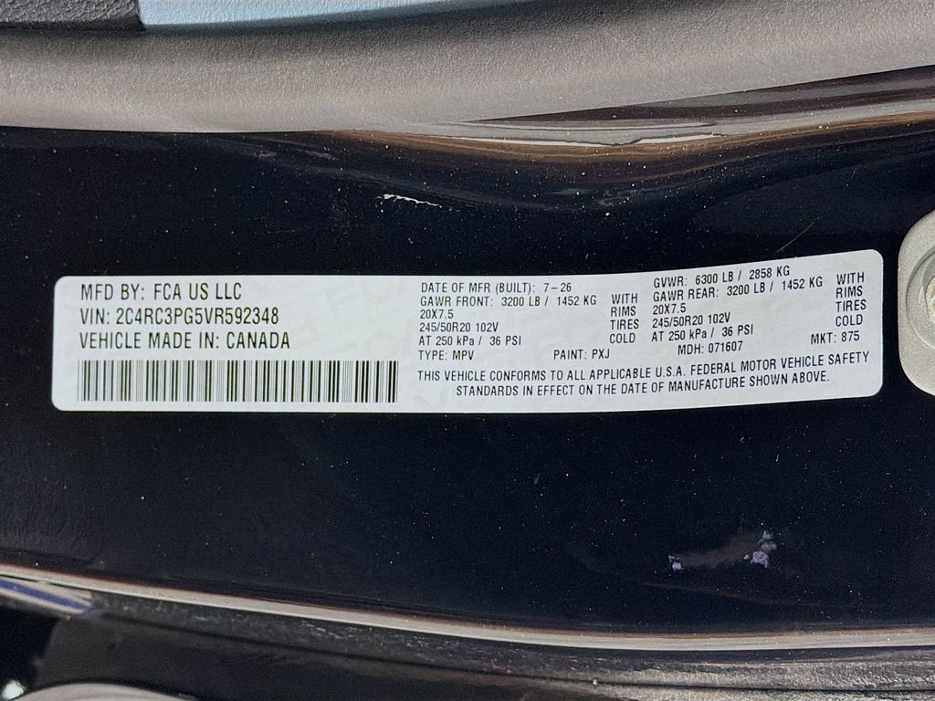 New 2027 Chrysler Pacifica Pinnacle w/ Theater Group AWD/4WD image 36