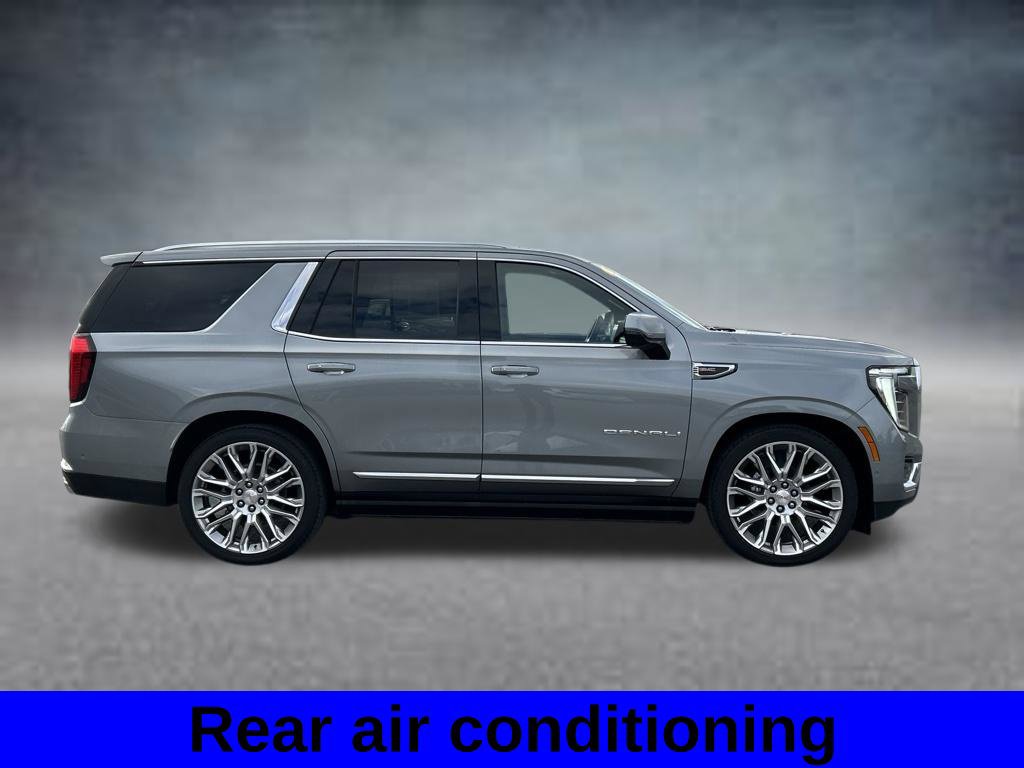 Used 2026 GMC Yukon Denali w/ Sun & Power Step Package AWD/4WD image 5