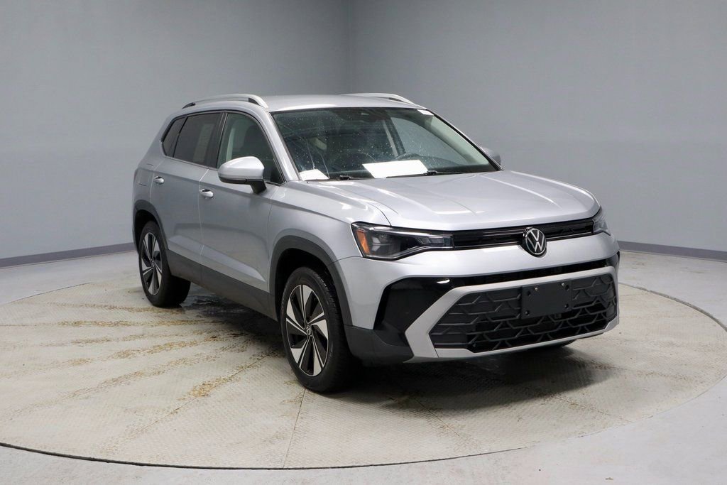 Used 2025 Volkswagen Taos SE