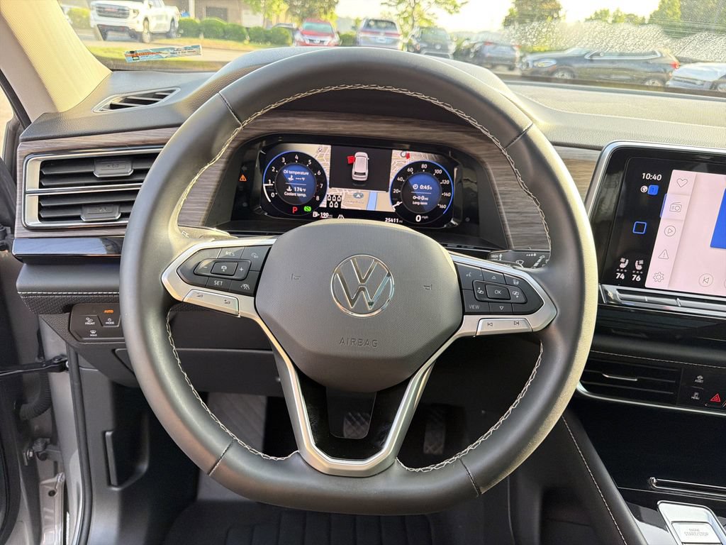 Used 2024 Volkswagen Atlas SEL AWD/4WD image 26