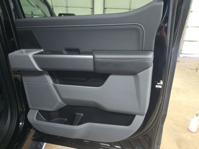 Used 2022 Ford F150 XLT w/ Equipment Group 302A High image 7