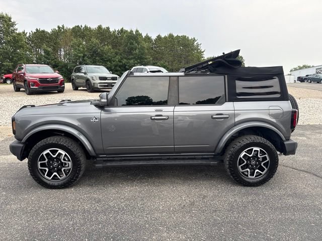 Used 2022 Ford Bronco Outer Banks AWD/4WD image 9
