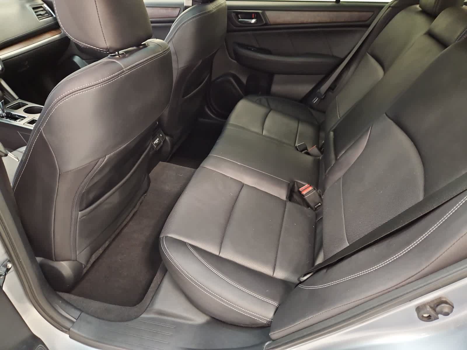 Used 2018 Subaru Outback 2.5i Limited AWD/4WD image 22