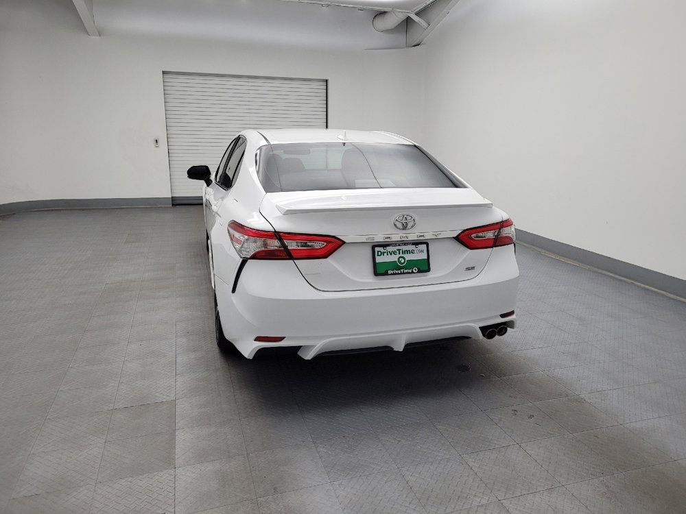 Used 2020 Toyota Camry SE image 6