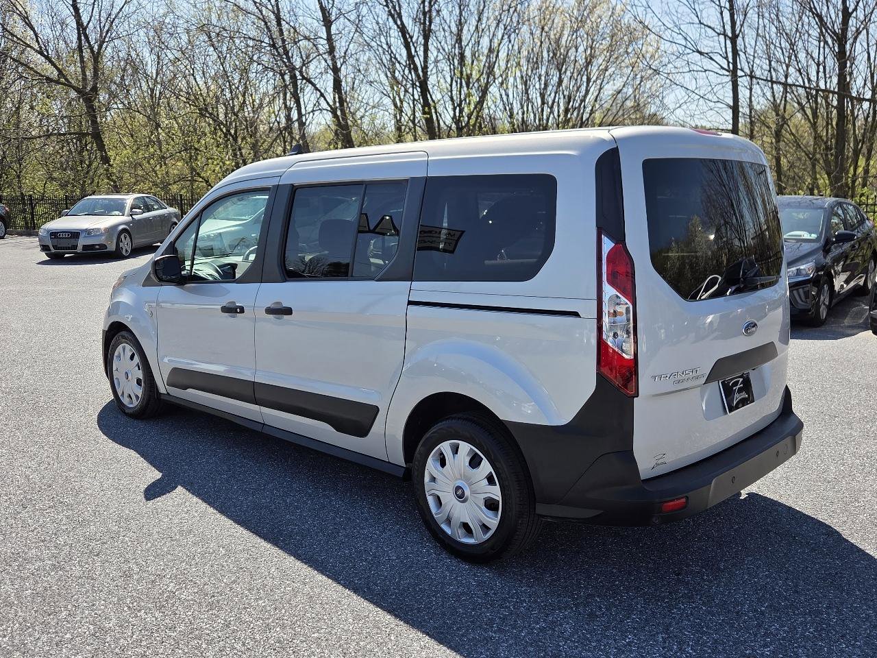 Used 2021 Ford Transit Connect XL image 6