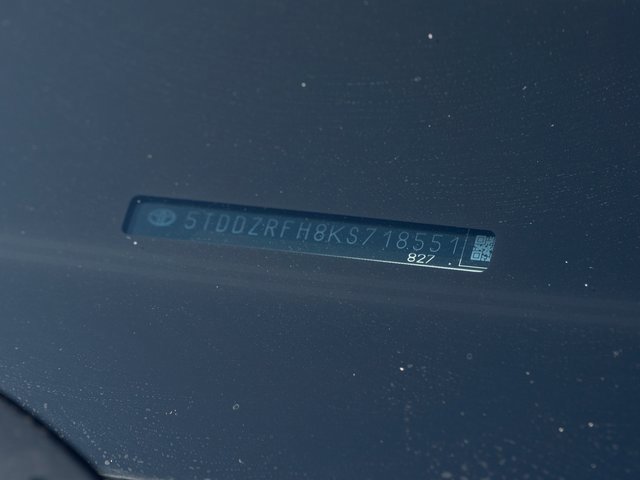 Used 2019 Toyota Highlander Limited Platinum image 32