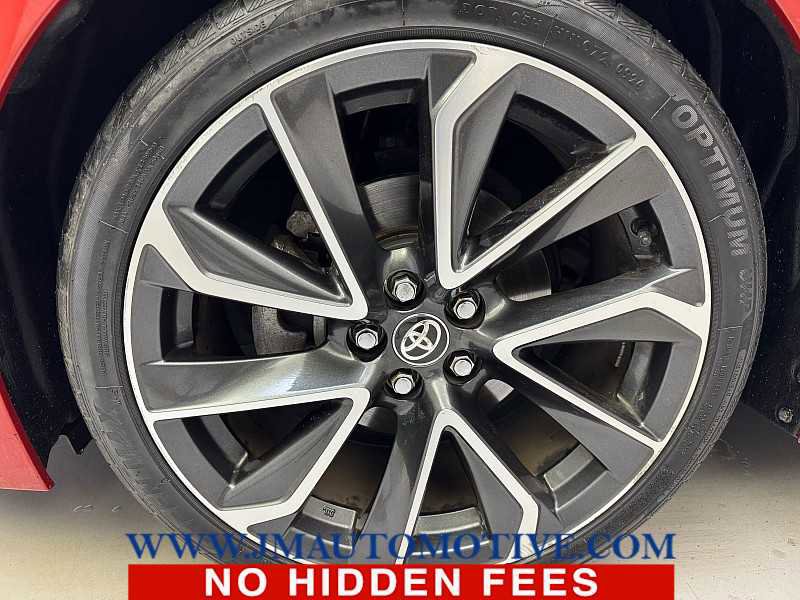 Used 2019 Toyota Corolla XSE image 9