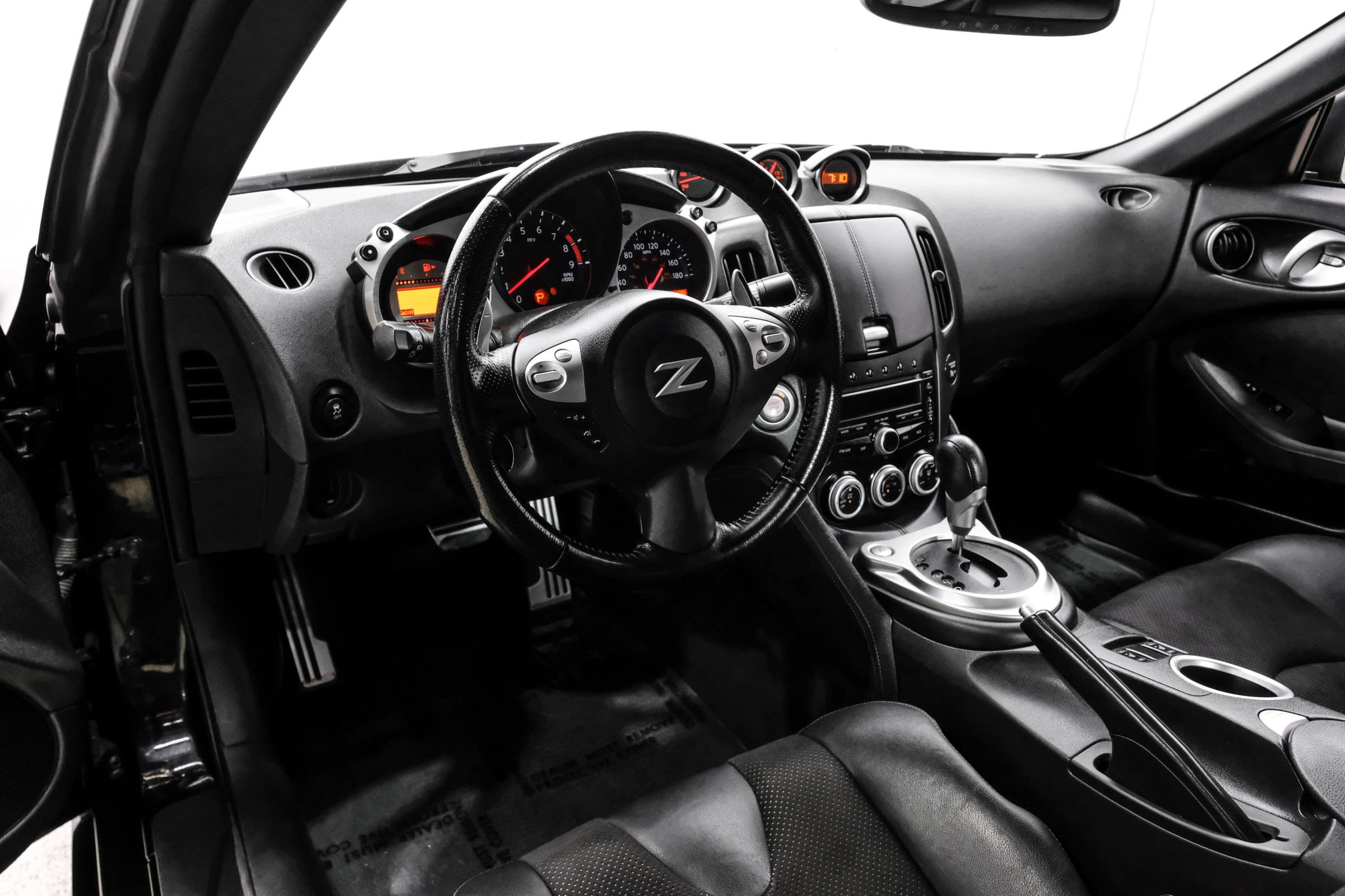 Used 2012 Nissan 370Z Touring w/ Sport Pkg RWD image 25