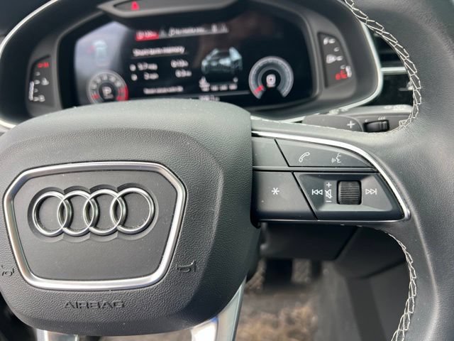 Used 2022 Audi Q8 Premium Plus AWD/4WD image 30