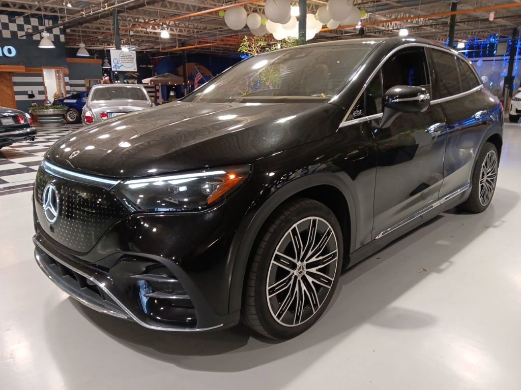 Certified 2023 Mercedes-Benz EQE 500 4MATIC SUV w/ Pinnacle Trim Package image 1