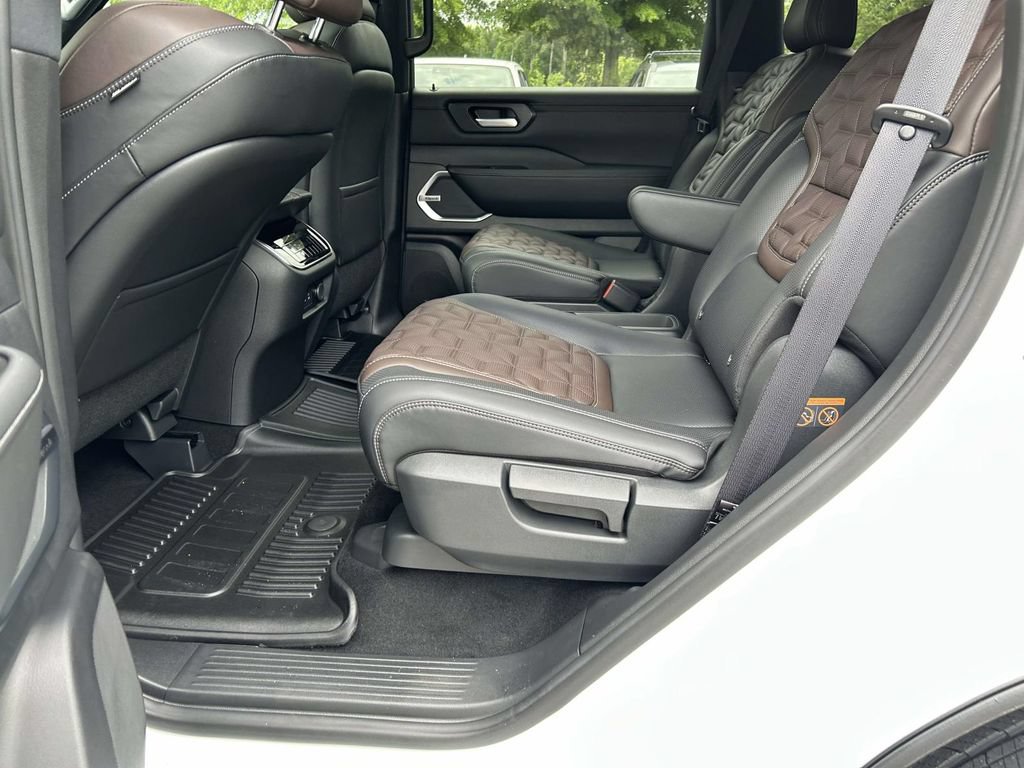 New 2026 Nissan Armada Platinum Reserve AWD/4WD image 12