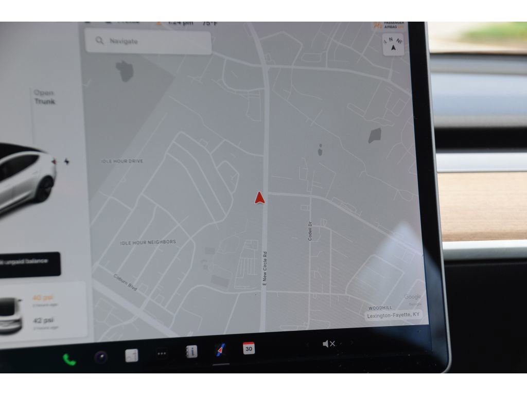 Used 2020 Tesla Model 3 Standard Range Plus image 18