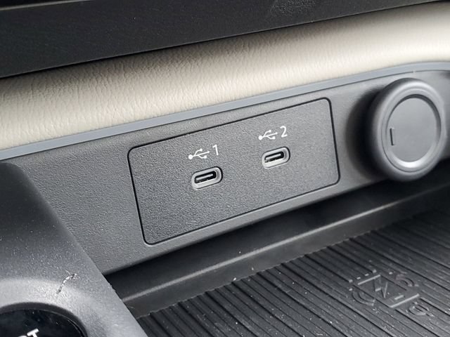 New 2026 Nissan Sentra SL w/ Floor Mat Package FWD image 17