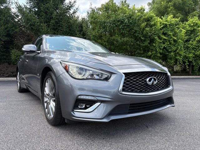 Used 2019 INFINITI Q50 Luxe w/ Essential Package (3.0T Luxe) AWD/4WD image 9