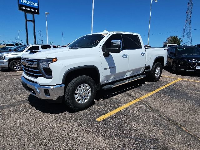 Used 2024 Chevrolet Silverado 2500 LTZ AWD/4WD image 10