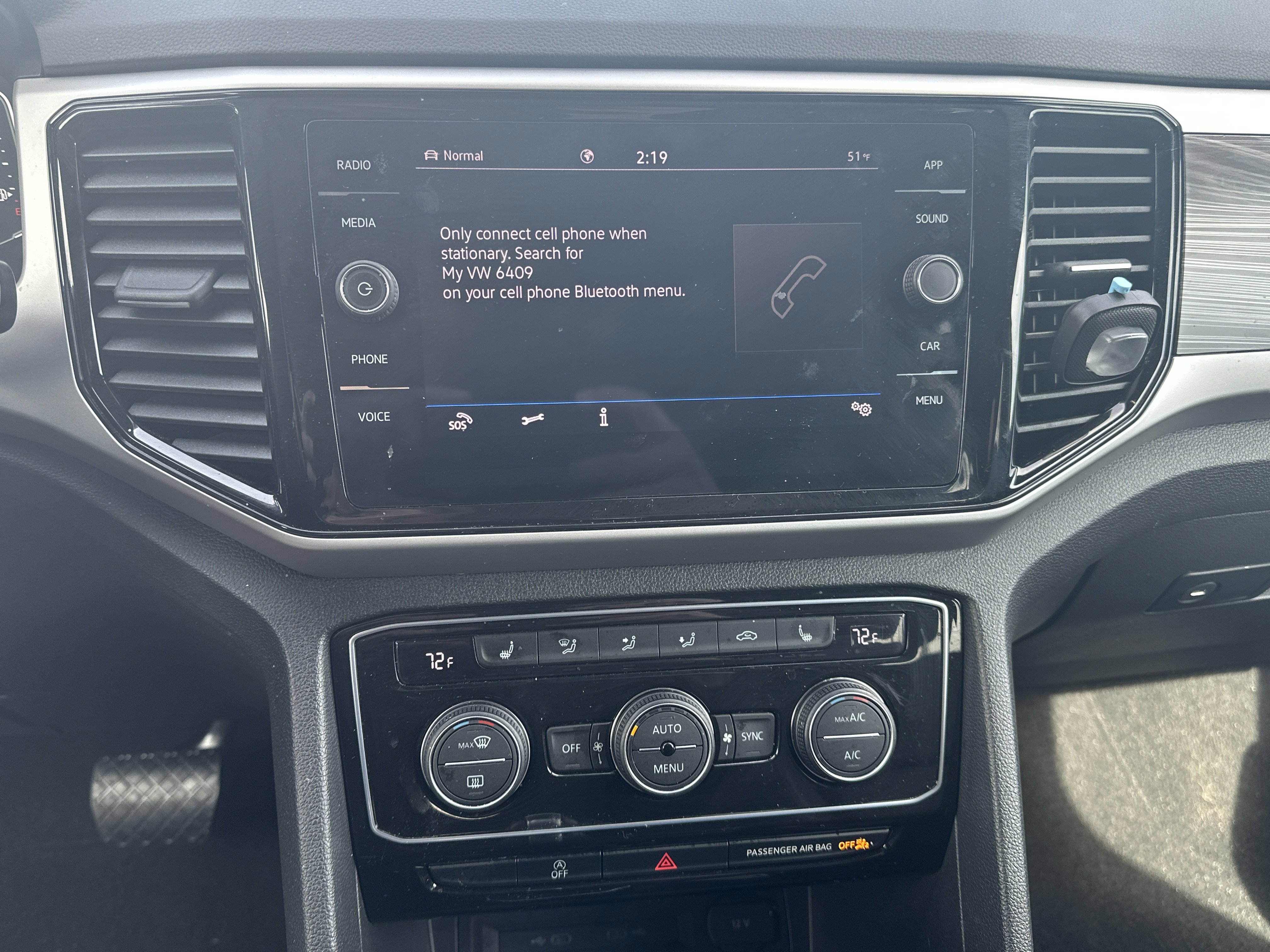 Certified 2023 Volkswagen Atlas Cross Sport SE w/ Black Wheel Package image 16