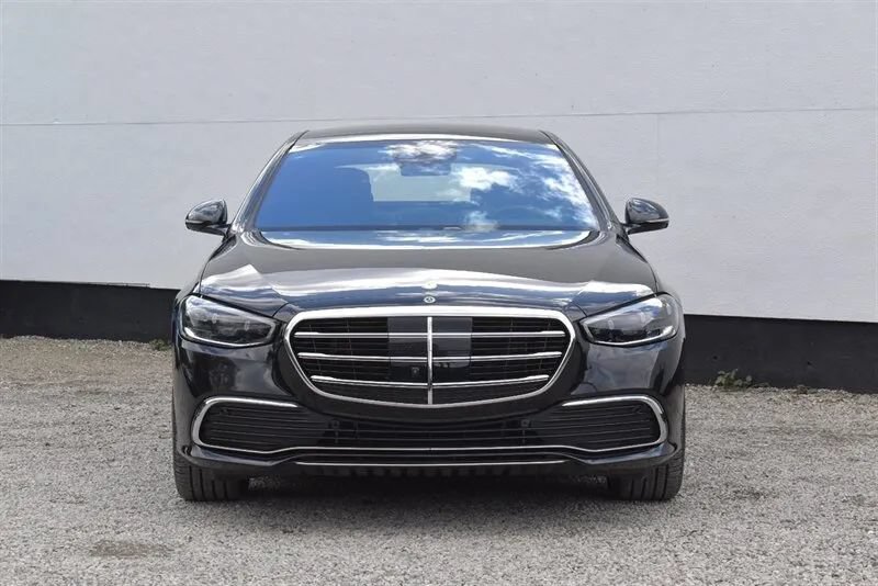 Used 2024 Mercedes-Benz S 500 4MATIC image 8