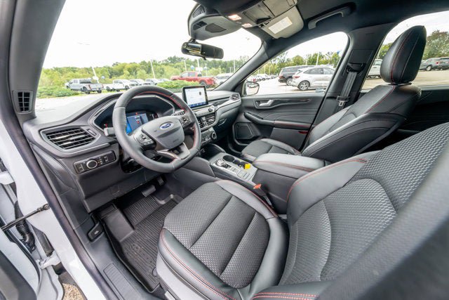 New 2026 Ford Escape ST-Line w/ Cold Weather Package FWD image 31