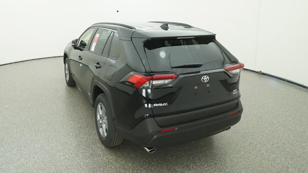 New 2025 Toyota RAV4 XLE image 16