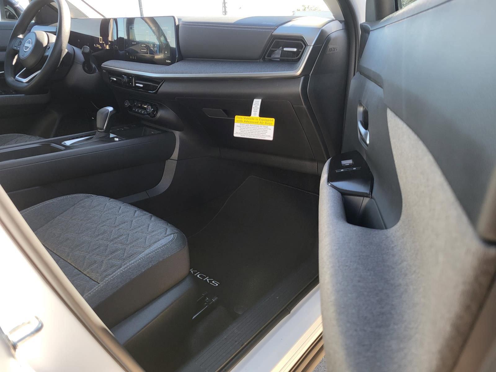 New 2026 Nissan Kicks SV w/ SV Premium Package AWD/4WD image 13