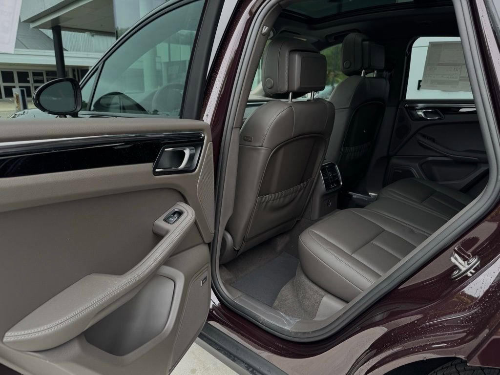 New 2025 Porsche Macan image 25