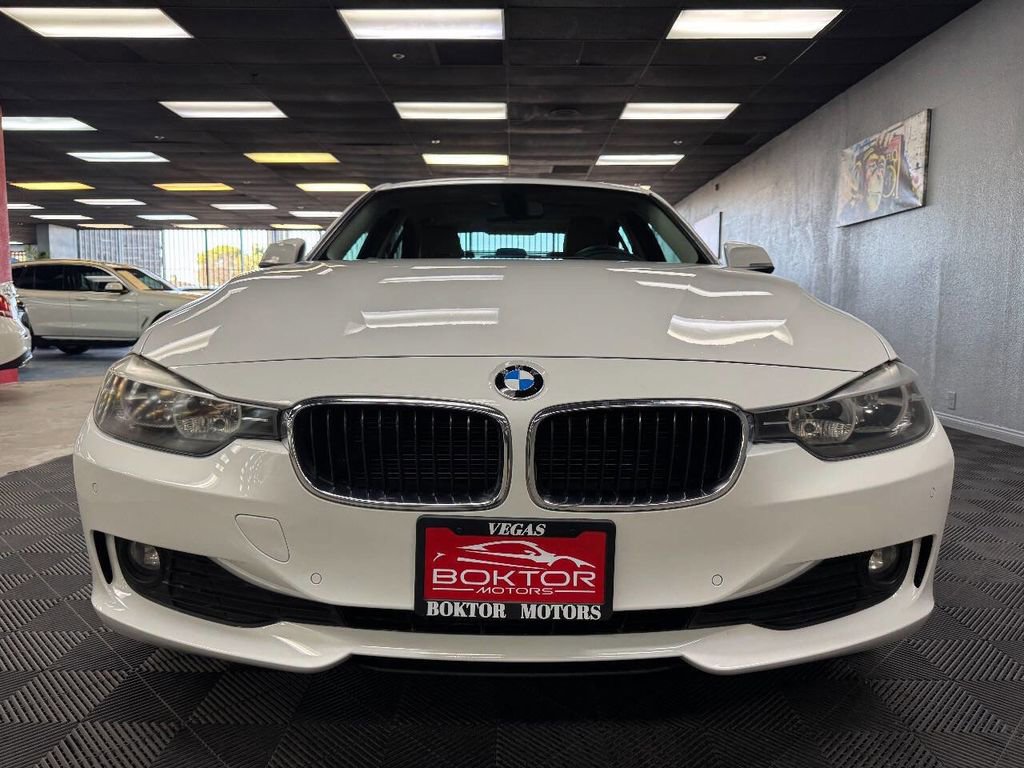 Used 2015 BMW 320i xDrive Sedan AWD/4WD image 3