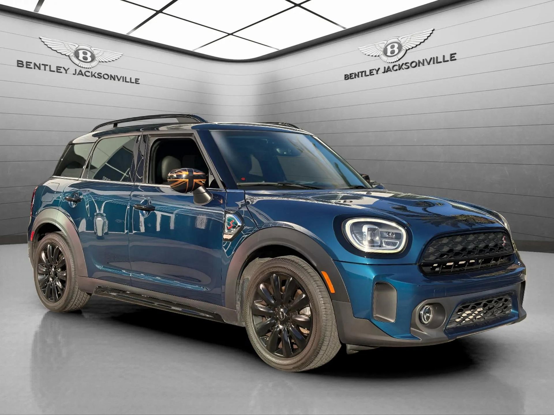 Used 2022 MINI Cooper Countryman S w/ Boardwalk Edition image 32