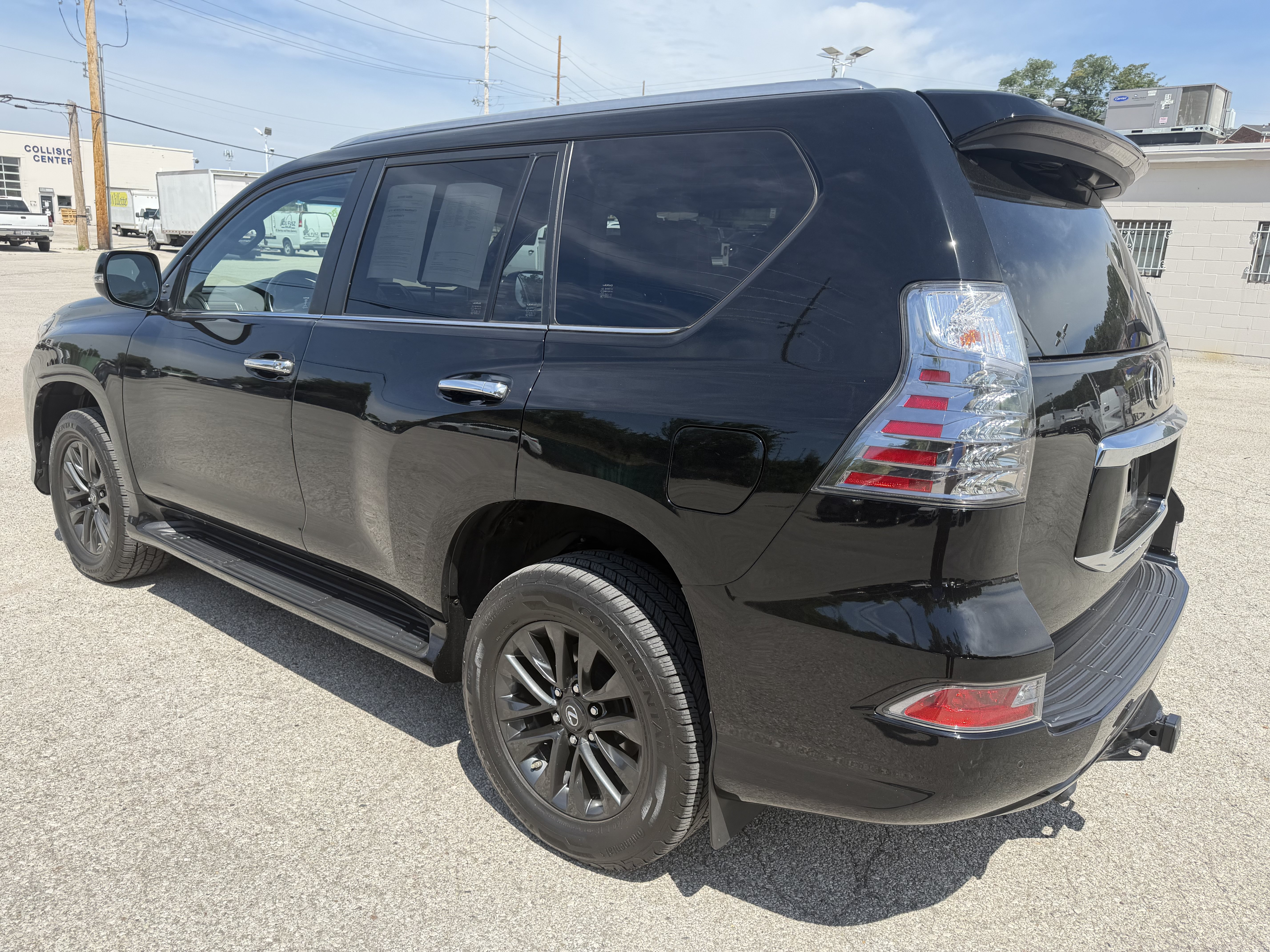 Used 2021 Lexus GX 460 Premium w/ Premium Package AWD/4WD image 5
