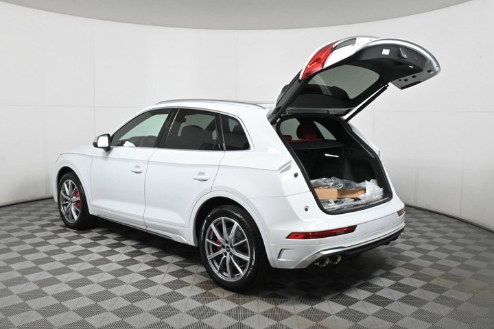 New 2025 Audi SQ5 Premium Plus image 27