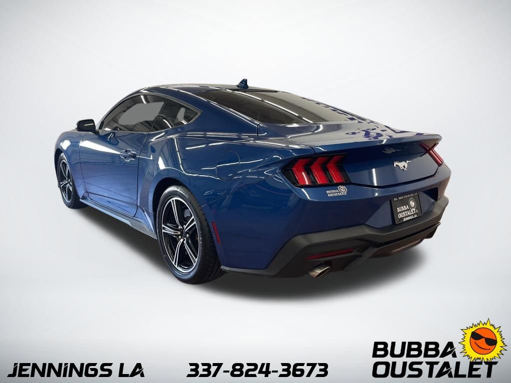 Used 2024 Ford Mustang EcoBoost image 7