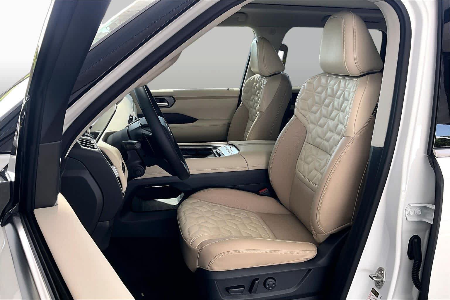 New 2026 Nissan Armada Platinum AWD/4WD image 15